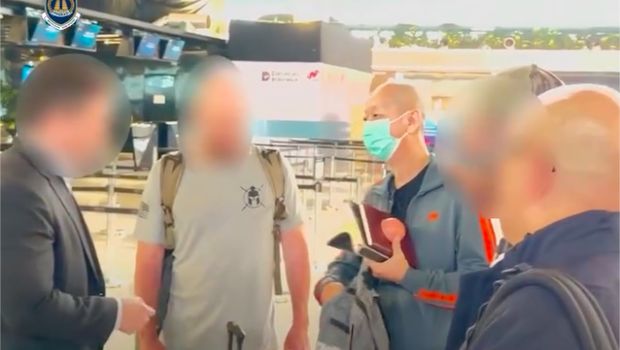 US citizen with initials AW arrested by the Directorate General of Immigration. The man was wanted by US law enforcement and fled to Indonesia.