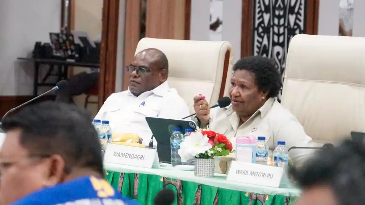 Wamendagri Ribka Haluk melakukan kunjungan kerja dalam rangka peninjauan Kawasan Pembangunan Pusat Pemerintahan Provinsi Papua Tengah, Rabu (3/6/2026).