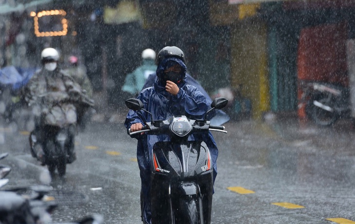 Nam Bộ có mây, mưa rào và dông vài nơi, chiều tối có nơi mưa to - Ảnh: DUYÊN PHAN