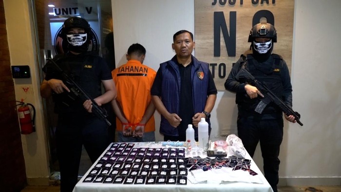 Foto: Polisi bongkar produksi narkoba di Bekasi (dok. Istimewa)