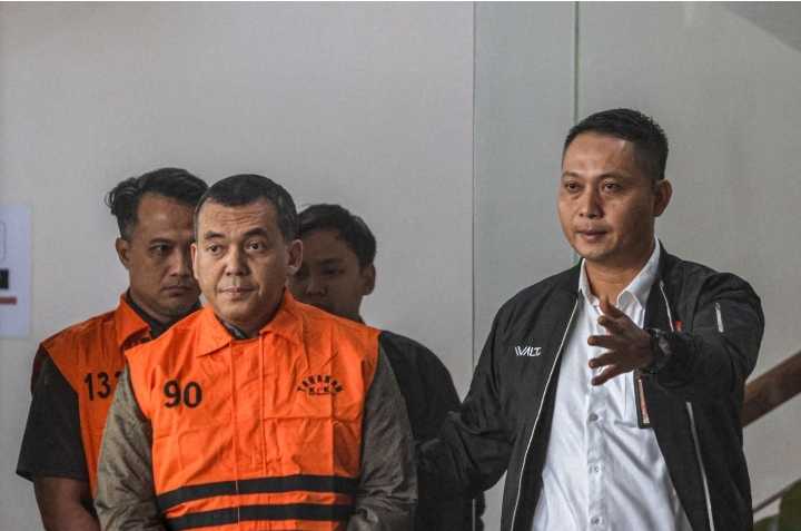 Deputy Minister of Immigration and Corrections Suspected of Receiving Money for Immigration Document Processing