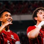 Dua penggawa Timnas Indonesia Rizky Ridho dan Ole Romeny merayakan gol ke gawang Oman. Foto : Tangkapan layar Instagram@timnasgoal.