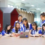Sinh viên Đại học Quốc gia Hà Nội học tập tại Hòa Lạc - Ảnh: VNU