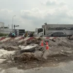 Một vị trí thi công trên quốc lộ 51 đoạn gần cầu Suối Quan nối về cổng 11 phường Phước Tân. Đây cũng là điểm nóng về kẹt xe của Đồng Nai - Ảnh: HÀ MI